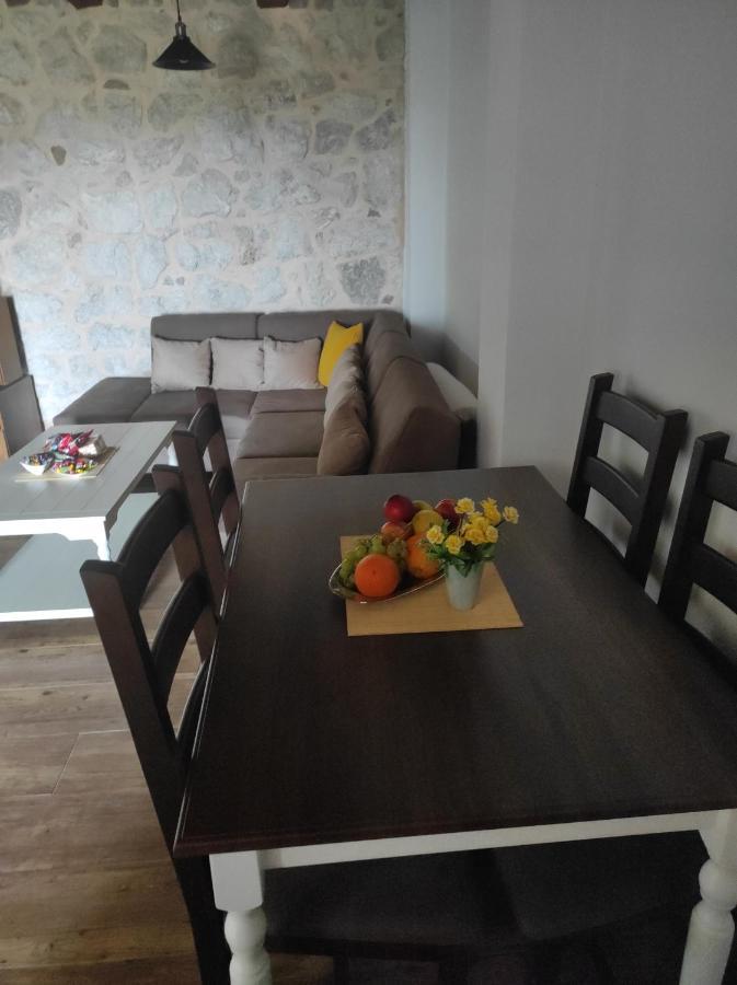 Rustic Stone House Villa Bar Dış mekan fotoğraf